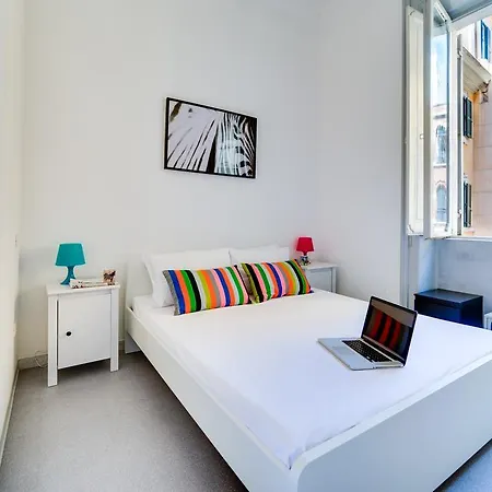 Via Firenze Apartment Rome